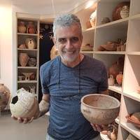 Israel Finkelstein related author profile picture