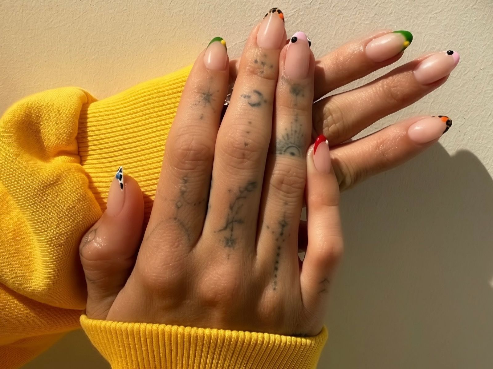 Hailey Bieber’s Coachella Weekend 2 Manicure Holds a Secret Tribute to Justin