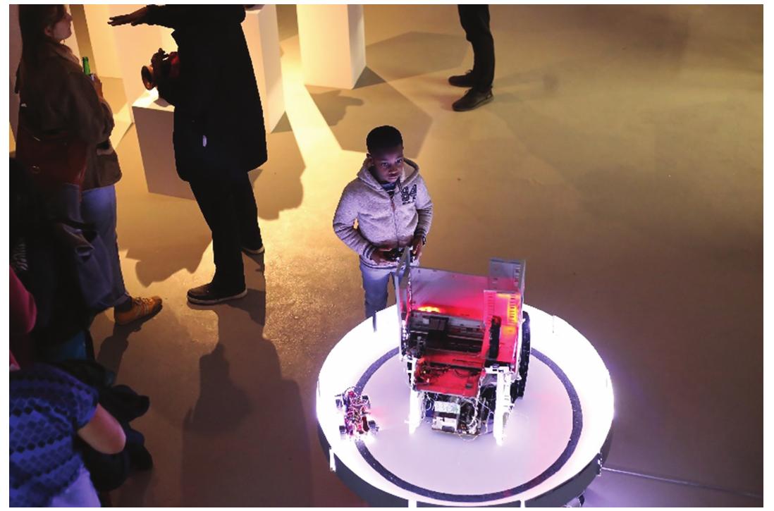 27 Akwasi Bediako Afrane. Trons (2019). Installatior views: UnStand der Dinge—A State of Affairs, HFBK Gallery, Hamburg, 2019.  Photo: courtesy Akwasi Bediako Afrane 