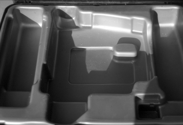 2_Meixner Schlüter Wendt_Konzept_Stichsägenkoffer leer_Futteral